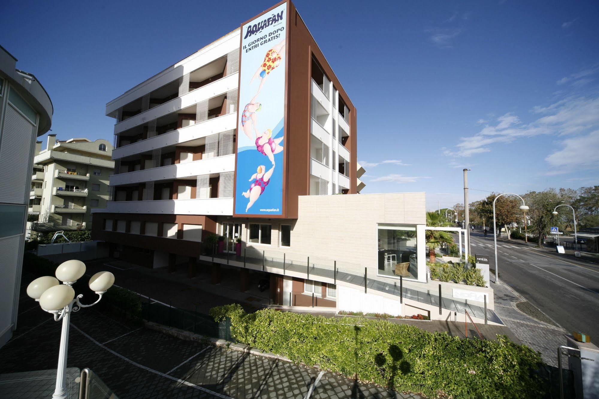 Noha Suite Hotel Riccione Exterior foto